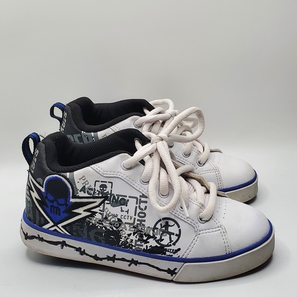 Heelys white skull design removeable wheel shoes youth size 2 in box - Picture 3 of 13